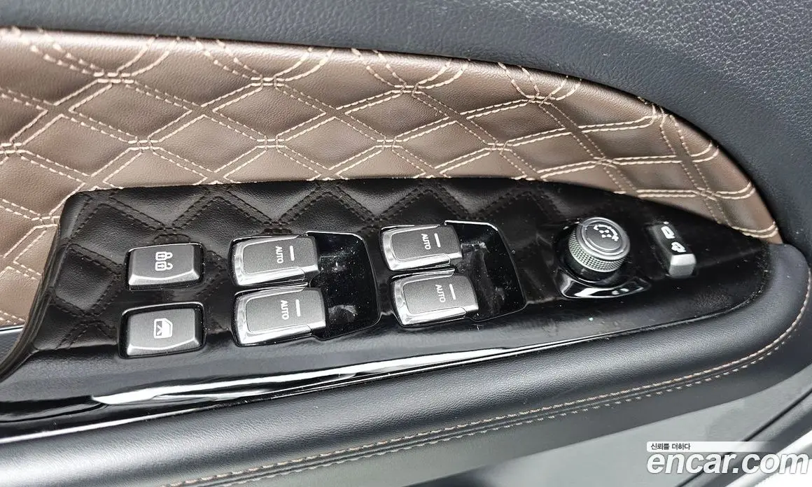 SsangYong Rexton 2022 2.2 автомат (гидро), фото 18 SsangYong Rexton 2022 2.2 автомат (гидро), фото 18