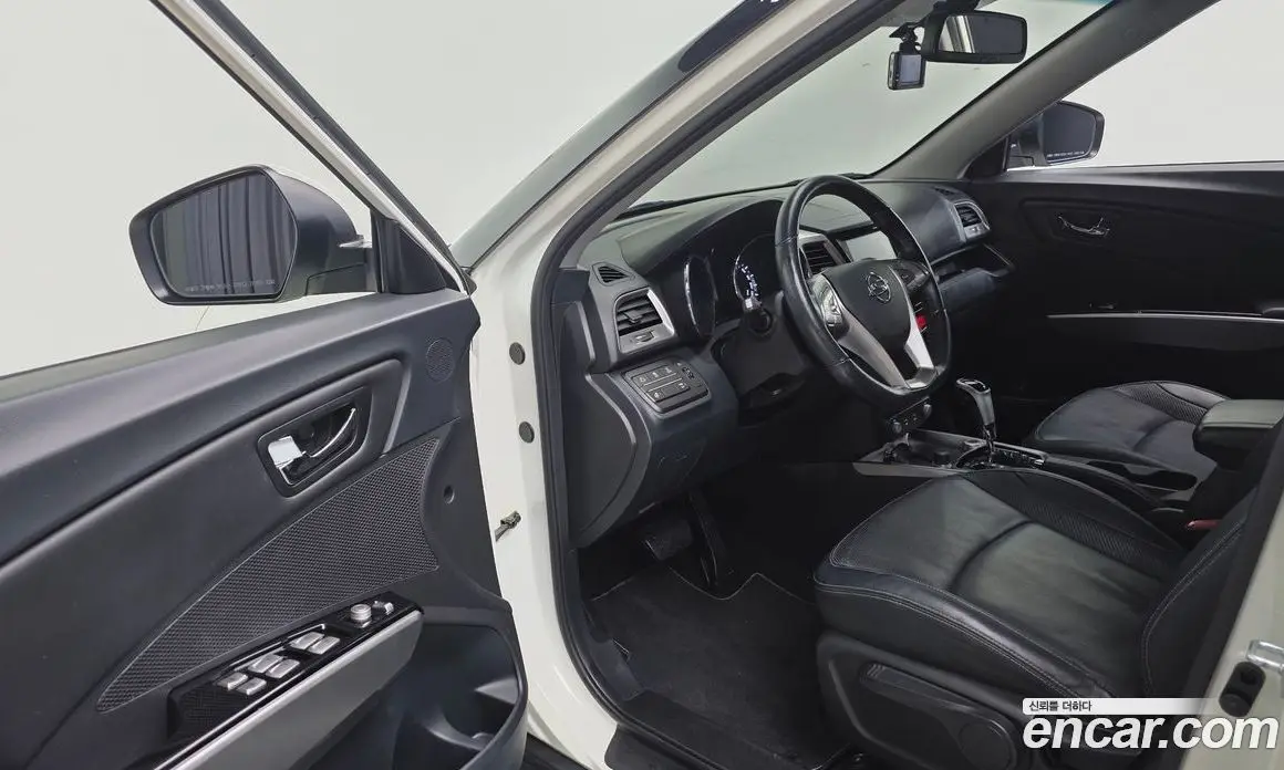 SsangYong TIBOLI 2016 1.6 автомат (гидро), фото 12