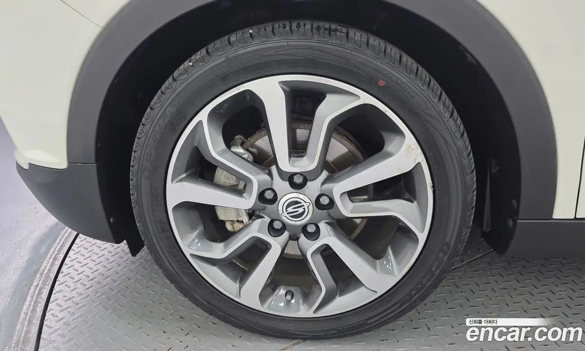 SsangYong TIBOLI 2016 1.6 автомат (гидро), фото 5