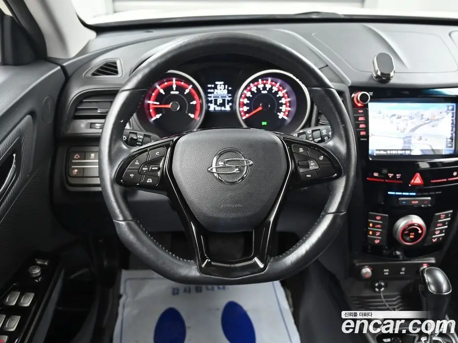SsangYong TIBOLI 2016 1.6 автомат (гидро), фото 13