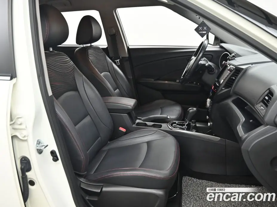 SsangYong TIBOLI 2016 1.6 автомат (гидро), фото 10
