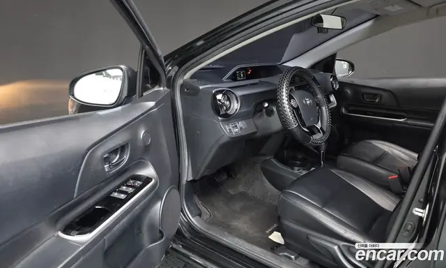 Toyota Prius 2018 1.5 автомат (гидро), миниатюра 10
