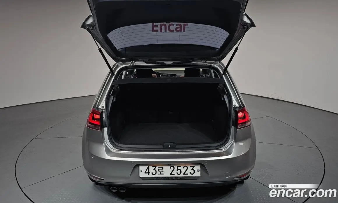 Volkswagen Golf 2014 2.0 автомат (гидро), фото 20 Volkswagen Golf 2014 2.0 автомат (гидро), фото 20