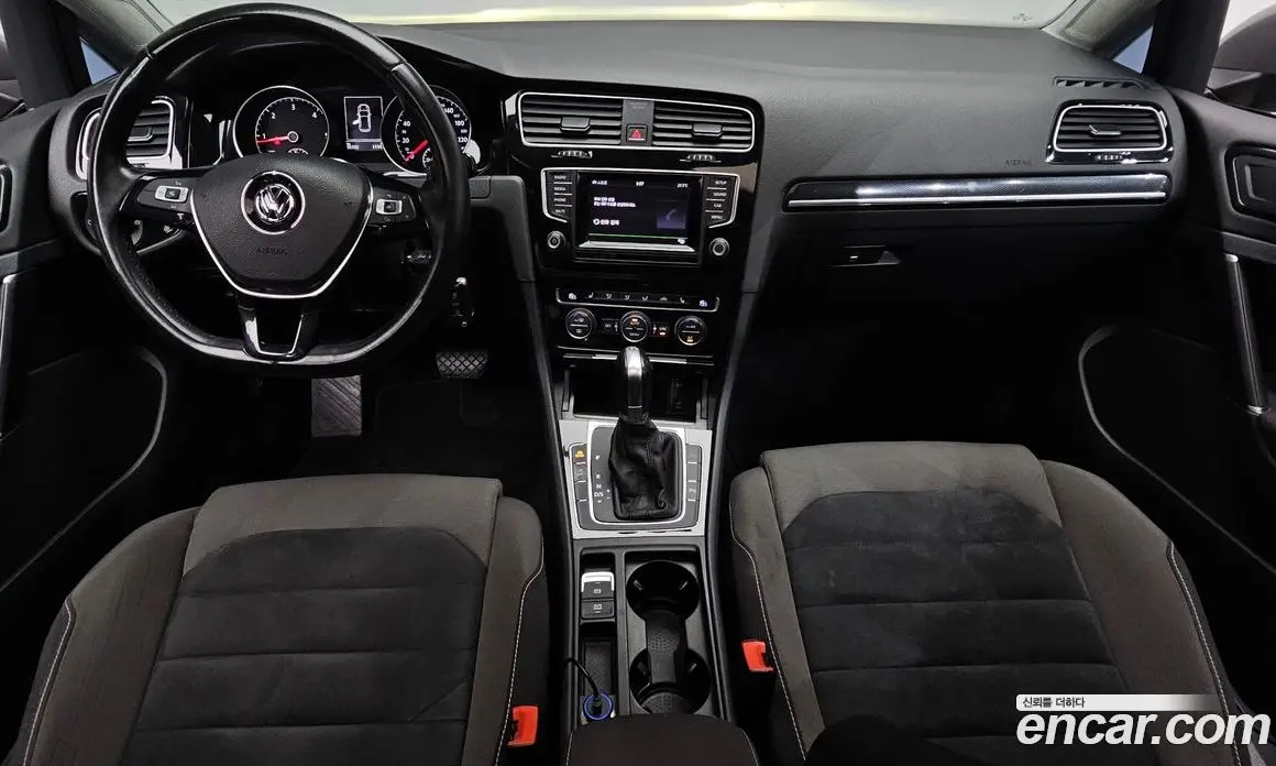 Volkswagen Golf 2014 2.0 автомат (гидро), фото 7 Volkswagen Golf 2014 2.0 автомат (гидро), фото 7
