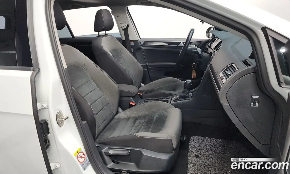 Volkswagen Golf 2015 2.0 автомат (гидро), фото 11 Volkswagen Golf 2015 2.0 автомат (гидро), фото 11