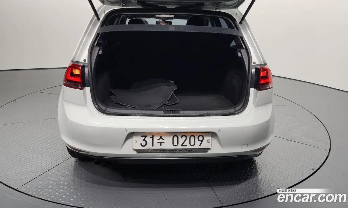 Volkswagen Golf 2015 2.0 автомат (гидро), фото 20 Volkswagen Golf 2015 2.0 автомат (гидро), фото 20