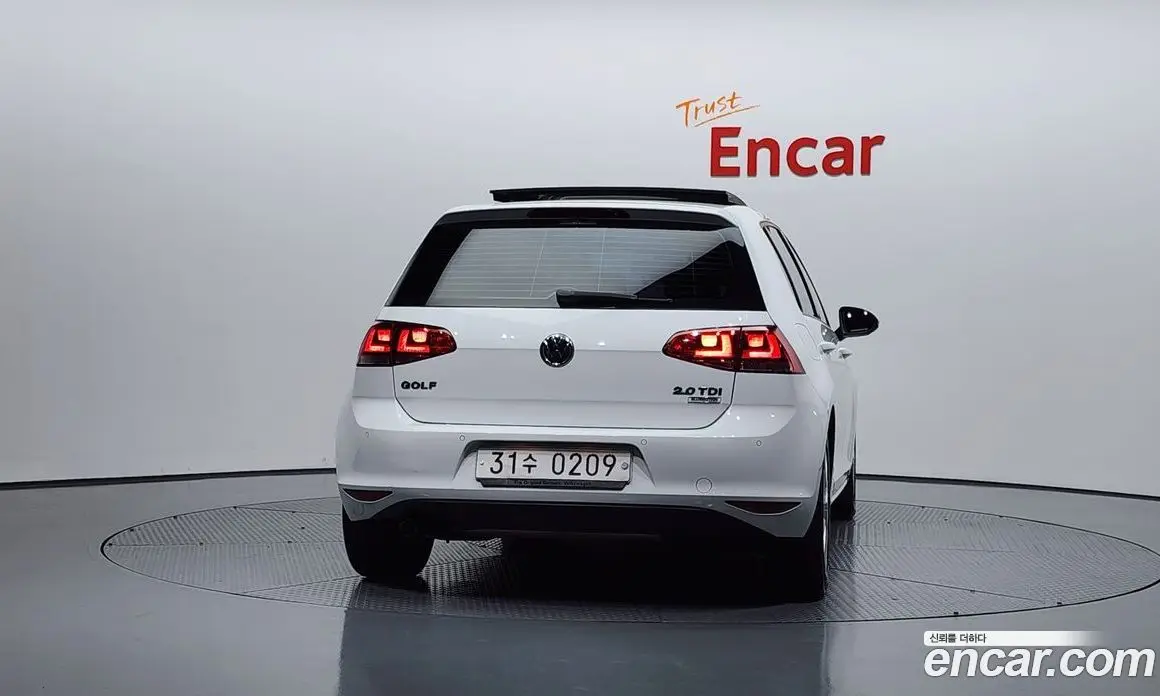 Volkswagen Golf 2015 2.0 автомат (гидро), фото 4 Volkswagen Golf 2015 2.0 автомат (гидро), фото 4