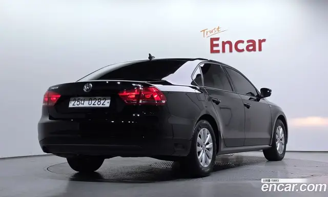 Volkswagen Passat 2014 1.8 автомат (гидро), миниатюра 2 Volkswagen Passat 2014 1.8 автомат (гидро), миниатюра 2