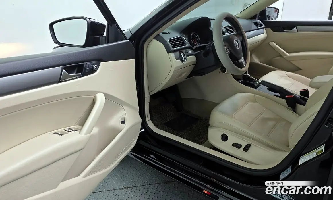 Volkswagen Passat 2014 1.8 автомат (гидро), фото 11 Volkswagen Passat 2014 1.8 автомат (гидро), фото 11