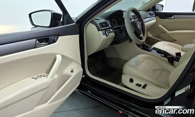 Volkswagen Passat 2014 1.8 автомат (гидро), миниатюра 11 Volkswagen Passat 2014 1.8 автомат (гидро), миниатюра 11