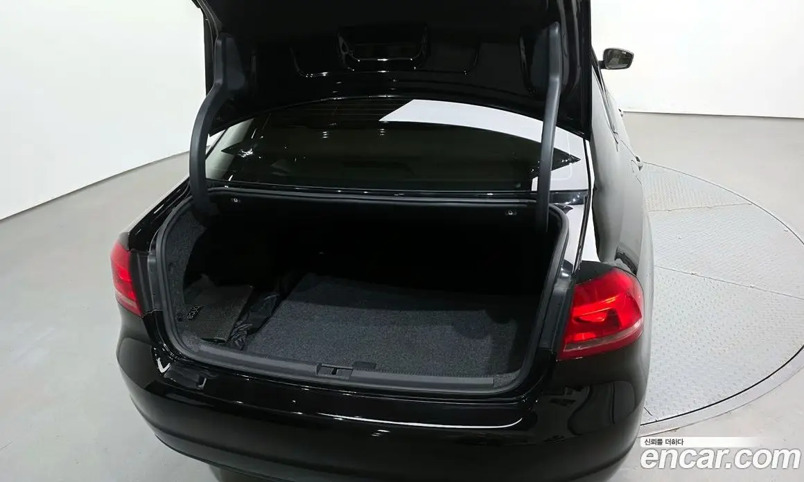 Volkswagen Passat 2014 1.8 автомат (гидро), фото 20 Volkswagen Passat 2014 1.8 автомат (гидро), фото 20