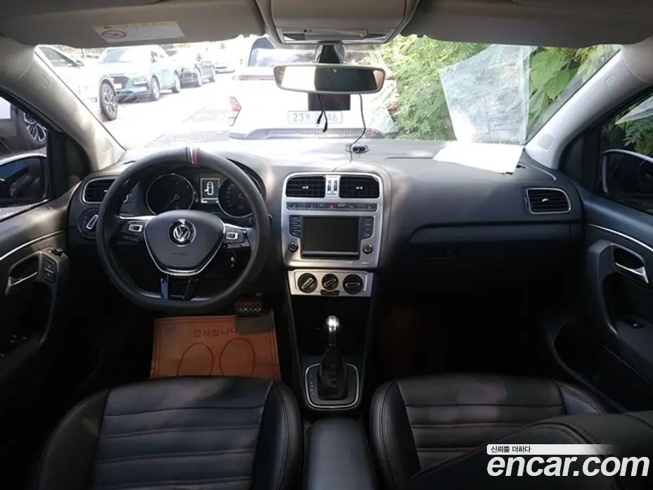 Volkswagen Polo 2015 1.4 автомат (гидро), фото 7 Volkswagen Polo 2015 1.4 автомат (гидро), фото 7