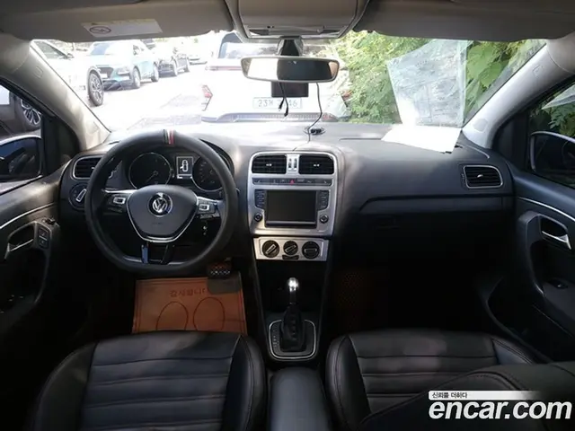 Volkswagen Polo 2015 1.4 автомат (гидро), миниатюра 7 Volkswagen Polo 2015 1.4 автомат (гидро), миниатюра 7