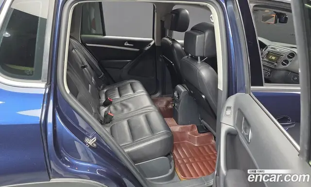 Volkswagen Tiguan 2012 2.0 автомат (гидро), миниатюра 12