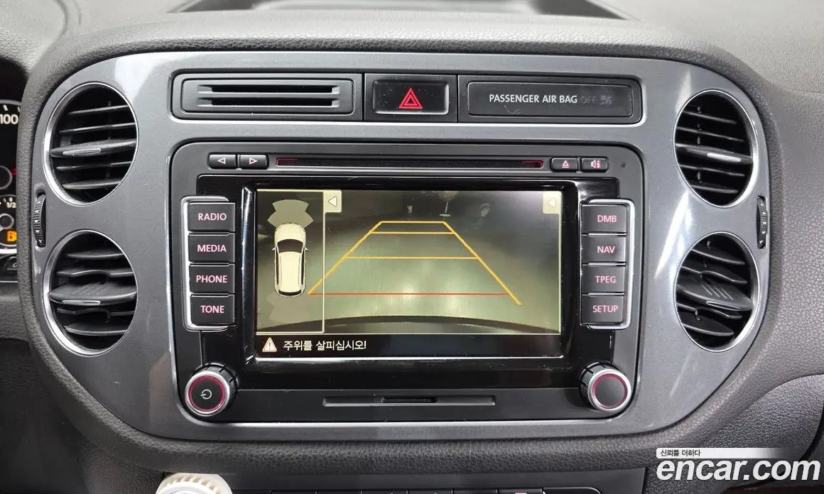 Volkswagen Tiguan 2012 2.0 автомат (гидро), фото 15