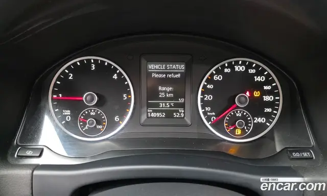 Volkswagen Tiguan 2012 2.0 автомат (гидро), миниатюра 8