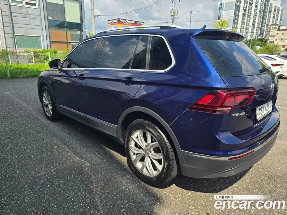 Volkswagen Tiguan 2018 2.0 автомат (гидро), фото 2 Volkswagen Tiguan 2018 2.0 автомат (гидро), фото 2