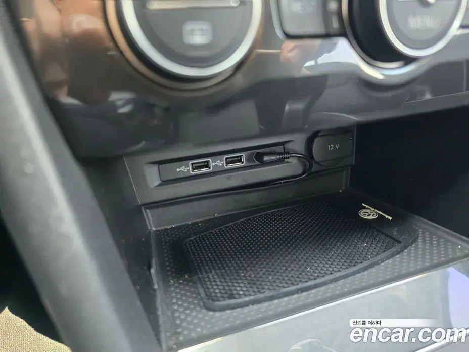 Volkswagen Tiguan 2018 2.0 автомат (гидро), фото 14 Volkswagen Tiguan 2018 2.0 автомат (гидро), фото 14