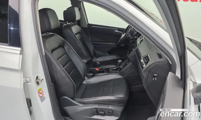 Volkswagen Tiguan 2020 2.0 автомат (гидро), миниатюра 11 Volkswagen Tiguan 2020 2.0 автомат (гидро), миниатюра 11