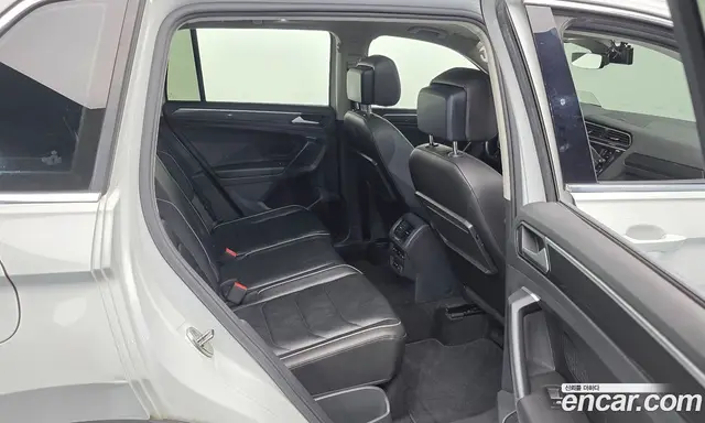 Volkswagen Tiguan 2020 2.0 автомат (гидро), миниатюра 12