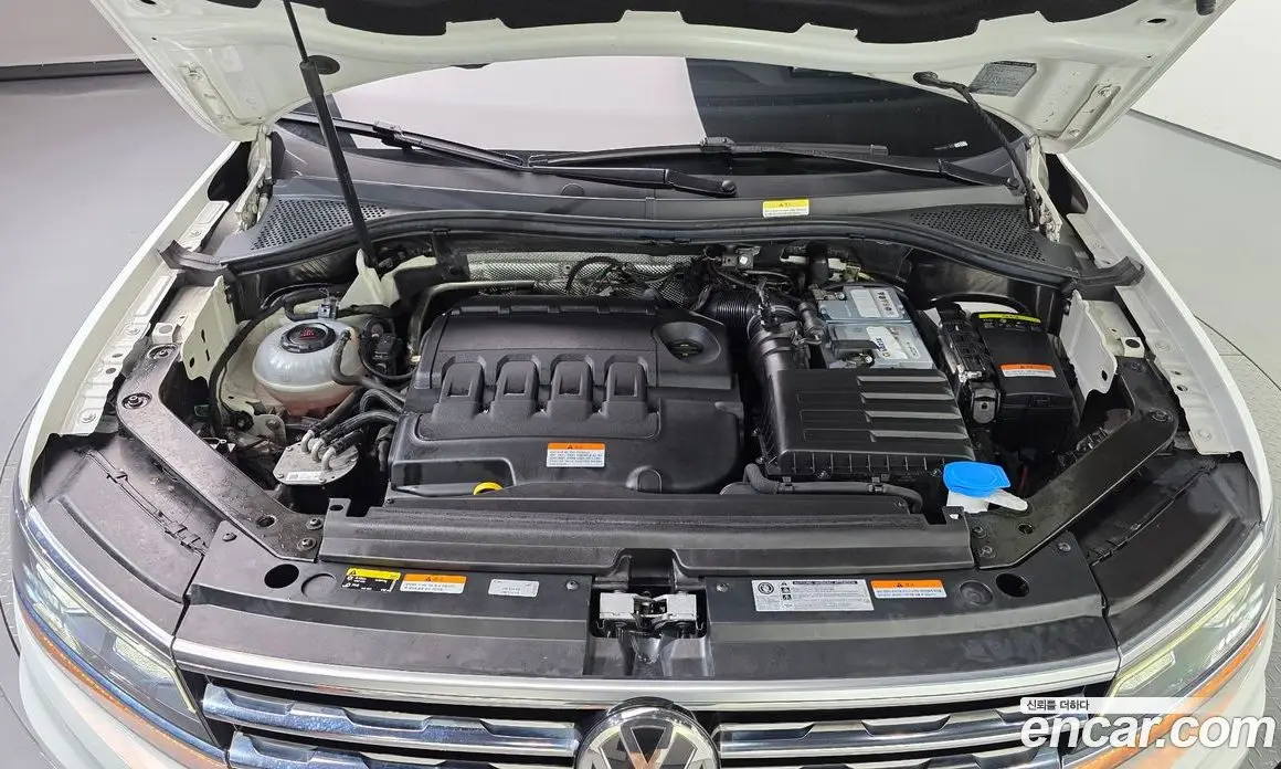 Volkswagen Tiguan 2020 2.0 автомат (гидро), фото 6 Volkswagen Tiguan 2020 2.0 автомат (гидро), фото 6