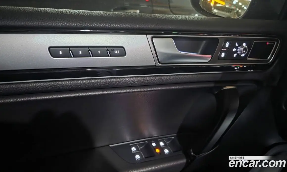 Volkswagen Touareg 2015 3.0 автомат (гидро), фото 14