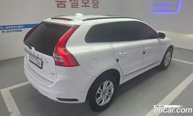 Volvo XC60 2017 2.0 автомат (гидро), миниатюра 6