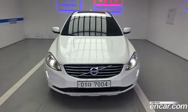 Volvo XC60 2017 2.0 автомат (гидро), миниатюра 10