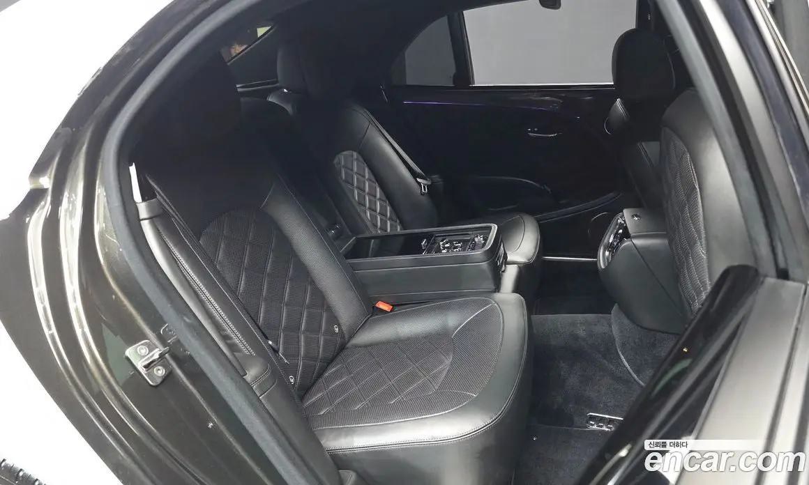 Bentley Mulsanne 2016 6.8 автомат (гидро), фото 12