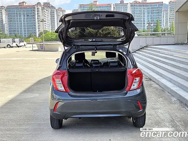 Chevrolet Spark 2017 1.0 автомат (вариатор), миниатюра 12