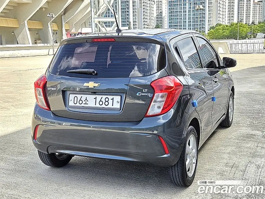 Chevrolet Spark 2017 1.0 автомат (вариатор), фото 18