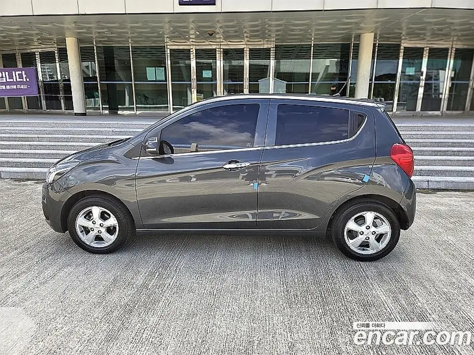 Chevrolet Spark 2017 1.0 автомат (вариатор), фото 20