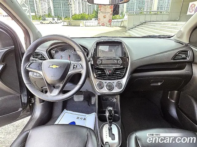 Chevrolet Spark 2017 1.0 автомат (вариатор), миниатюра 6