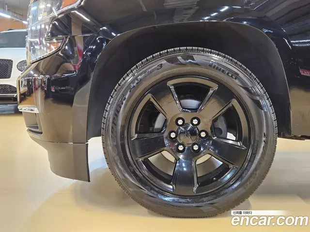 Chevrolet Surburban 2017 5.3 автомат (гидро), миниатюра 5 Chevrolet Surburban 2017 5.3 автомат (гидро), миниатюра 5