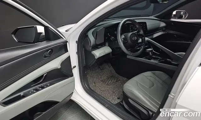 Hyundai Avante 2024 1.6 автомат (гидро), миниатюра 11 Hyundai Avante 2024 1.6 автомат (гидро), миниатюра 11