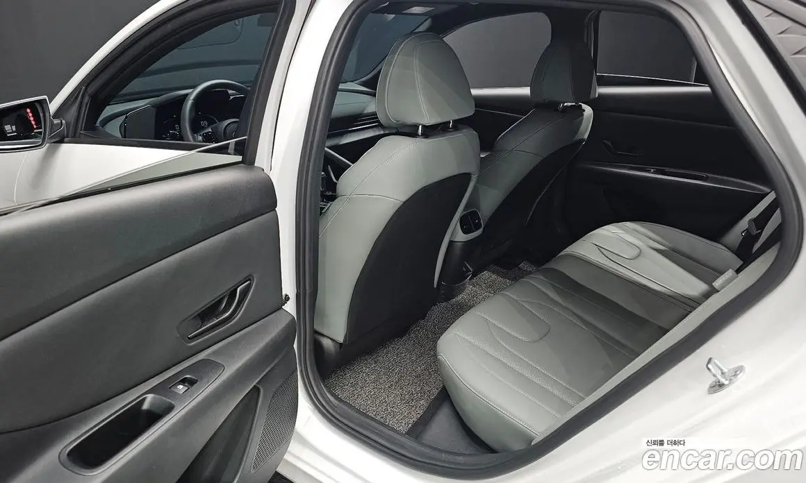 Hyundai Avante 2024 1.6 автомат (гидро), фото 12 Hyundai Avante 2024 1.6 автомат (гидро), фото 12