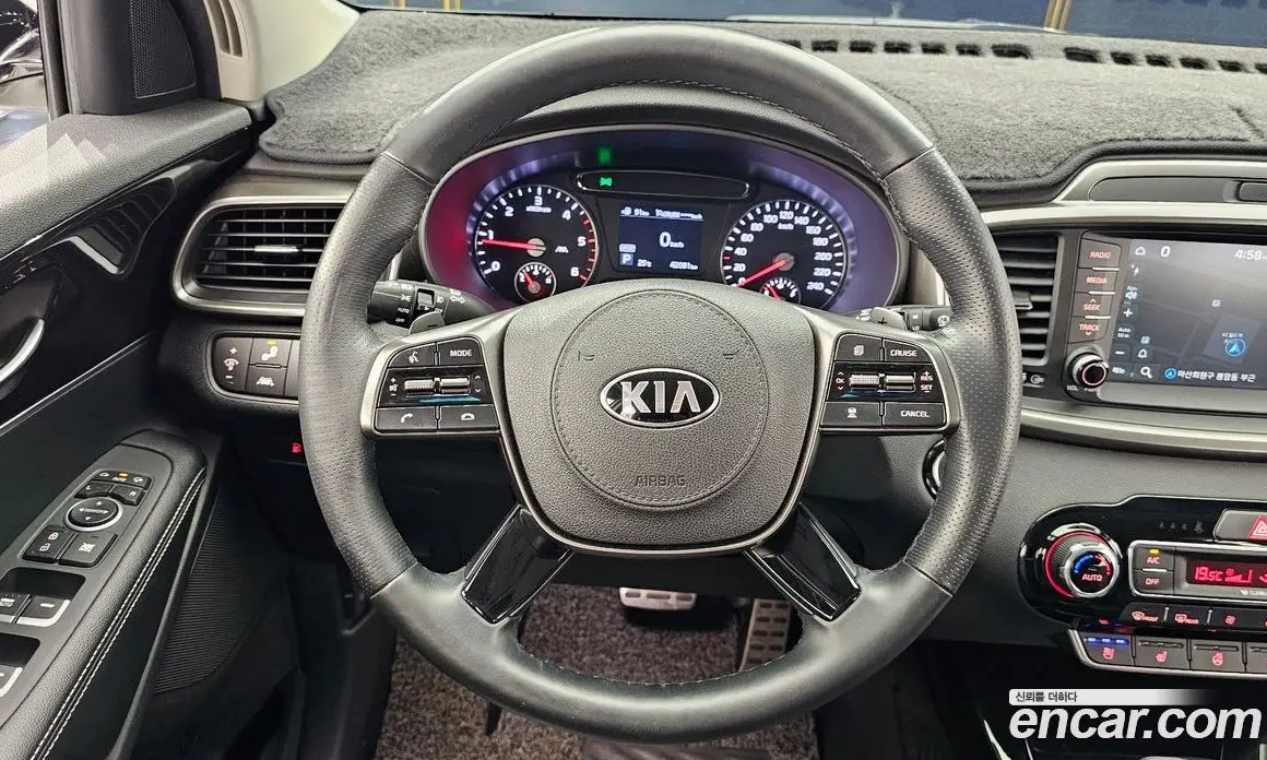 Kia Sorento 2019 2.0 автомат (гидро), фото 13
