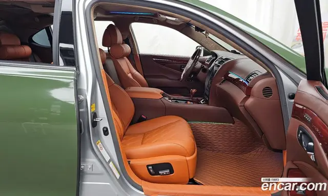 Lexus LS 2012 5.0 автомат (гидро), миниатюра 11