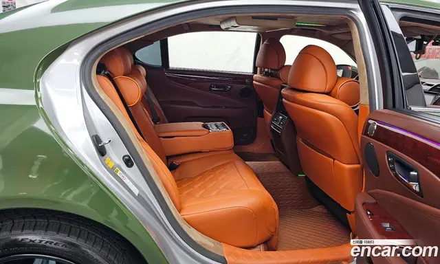 Lexus LS 2012 5.0 автомат (гидро), миниатюра 12