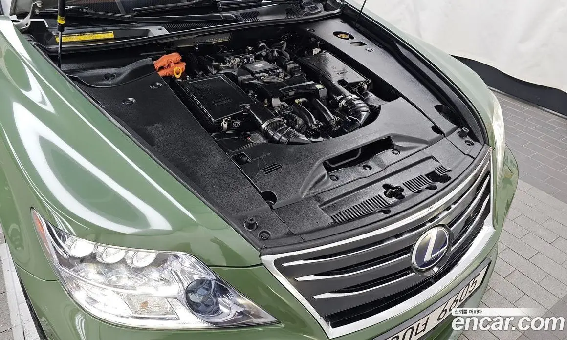 Lexus LS 2012 5.0 автомат (гидро), фото 6