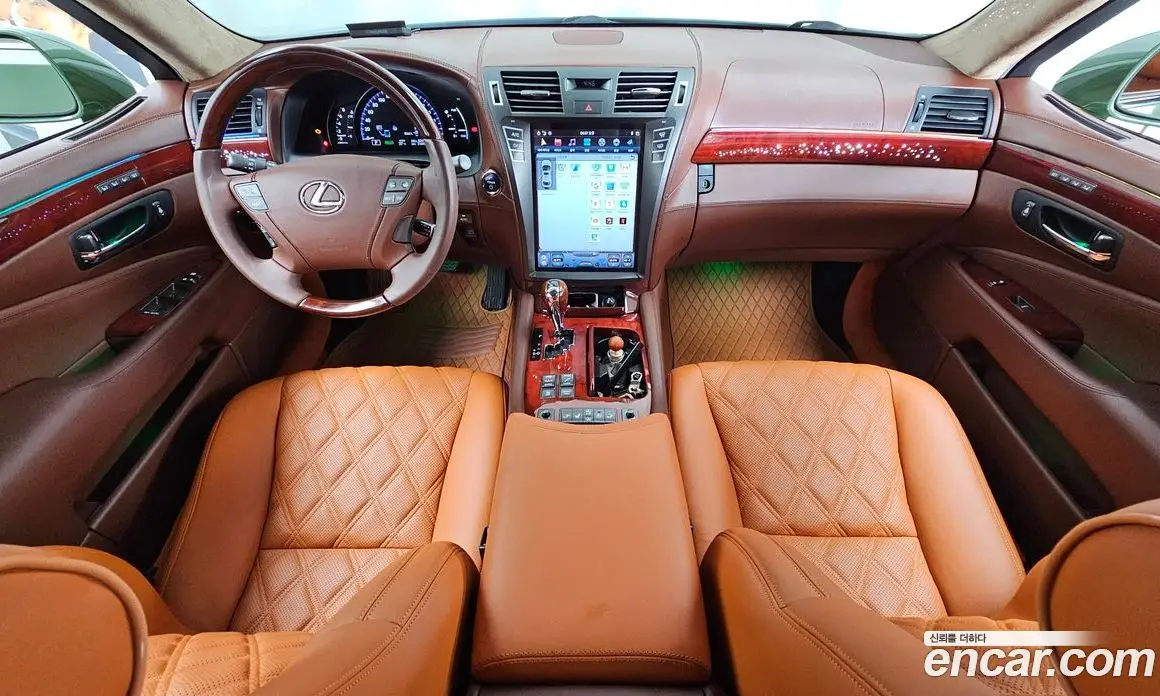 Lexus LS 2012 5.0 автомат (гидро), фото 7