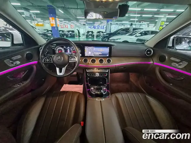 Mercedes-Benz E-Class 2019 1.9 автомат (гидро), миниатюра 11