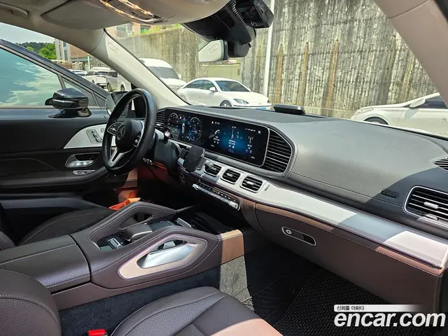 Mercedes-Benz GLE-Class 2021 1.9 автомат (гидро), миниатюра 9