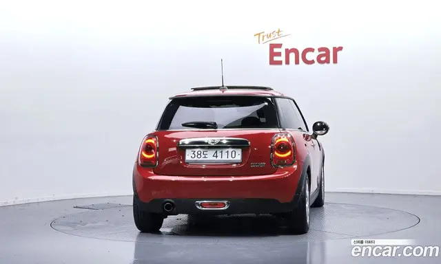 Mini Cooper 2014 1.5 автомат (гидро), миниатюра 4