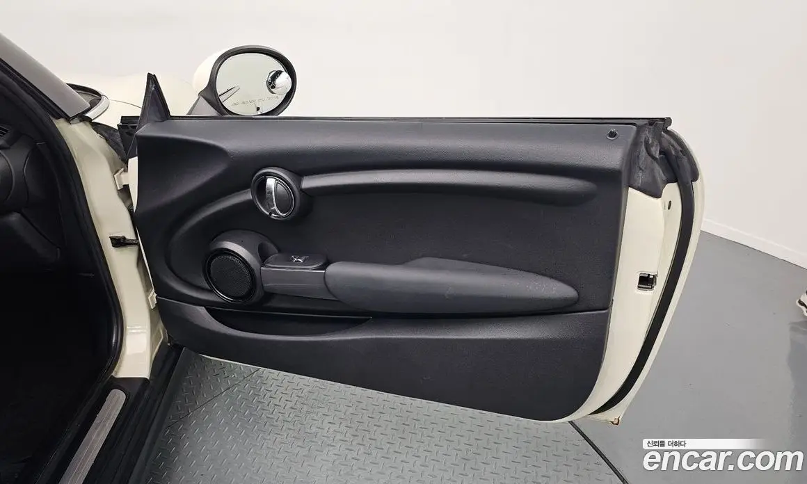 Mini Cooper 2014 1.5 автомат (гидро), фото 16 Mini Cooper 2014 1.5 автомат (гидро), фото 16