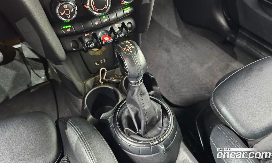 Mini Cooper 2014 1.5 автомат (гидро), фото 9 Mini Cooper 2014 1.5 автомат (гидро), фото 9