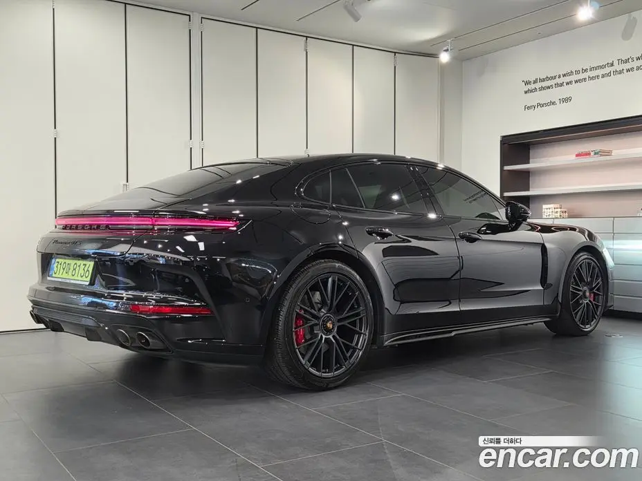 Porsche Panamera 2025 4.0 автомат (гидро), фото 2 Porsche Panamera 2025 4.0 автомат (гидро), фото 2