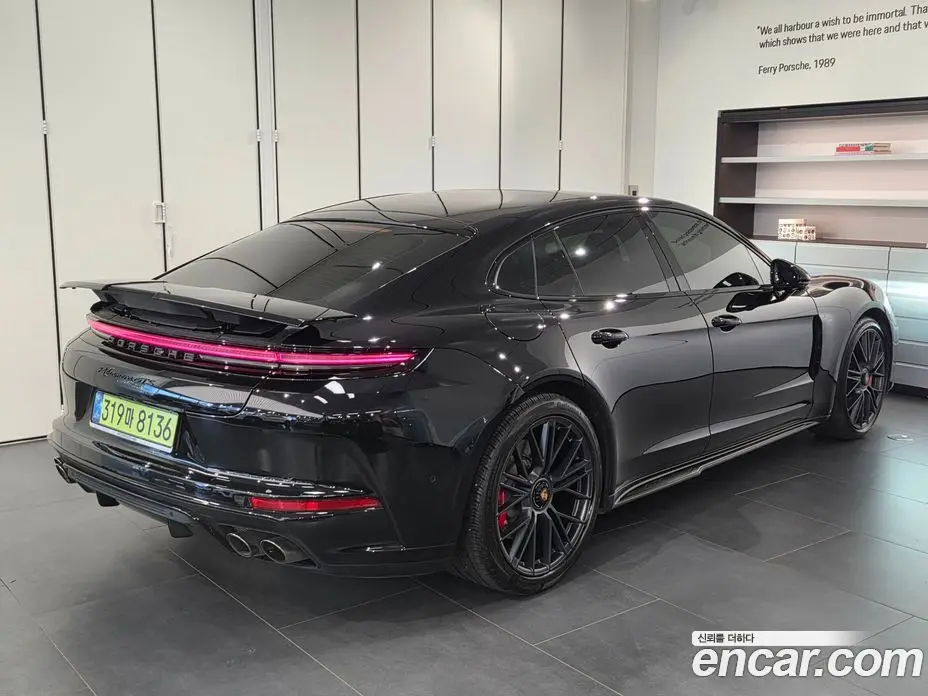 Porsche Panamera 2025 4.0 автомат (гидро), фото 14 Porsche Panamera 2025 4.0 автомат (гидро), фото 14
