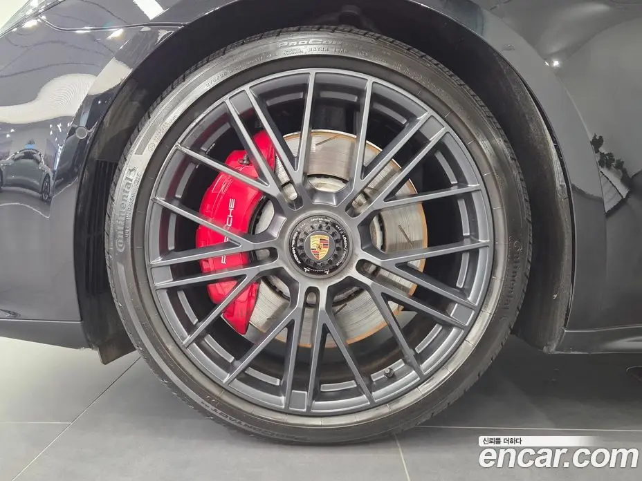 Porsche Panamera 2025 4.0 автомат (гидро), фото 5 Porsche Panamera 2025 4.0 автомат (гидро), фото 5