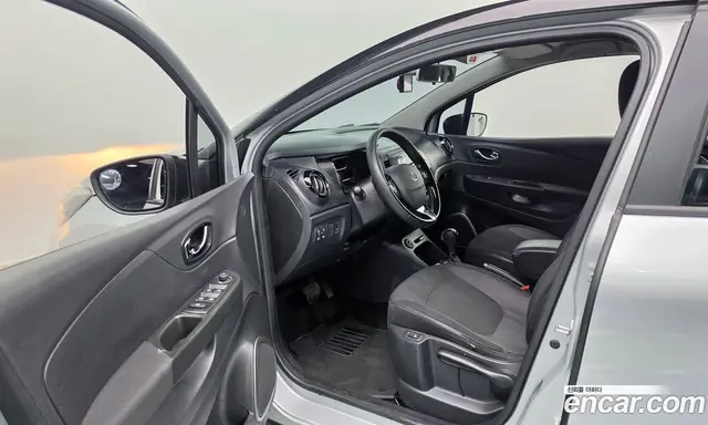 Renault (Samsung) QM3 2015 1.5 автомат (гидро), миниатюра 10 Renault (Samsung) QM3 2015 1.5 автомат (гидро), миниатюра 10